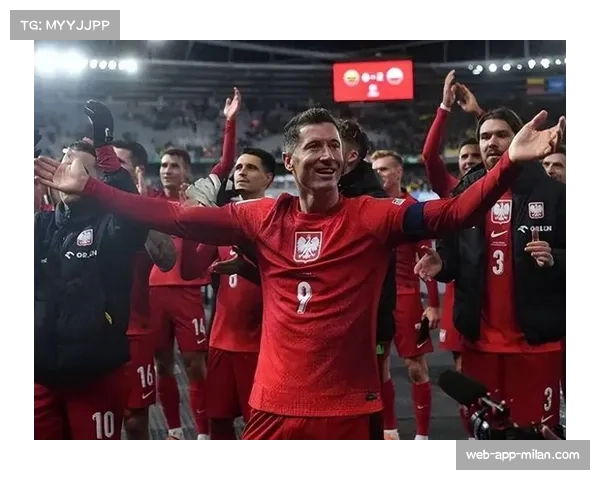 弗里克轮休莱万战略部署,奥尔莫顶替中锋蓄力欧冠 弗里克轮休莱万战略部署,奥尔莫顶替中锋蓄力欧冠